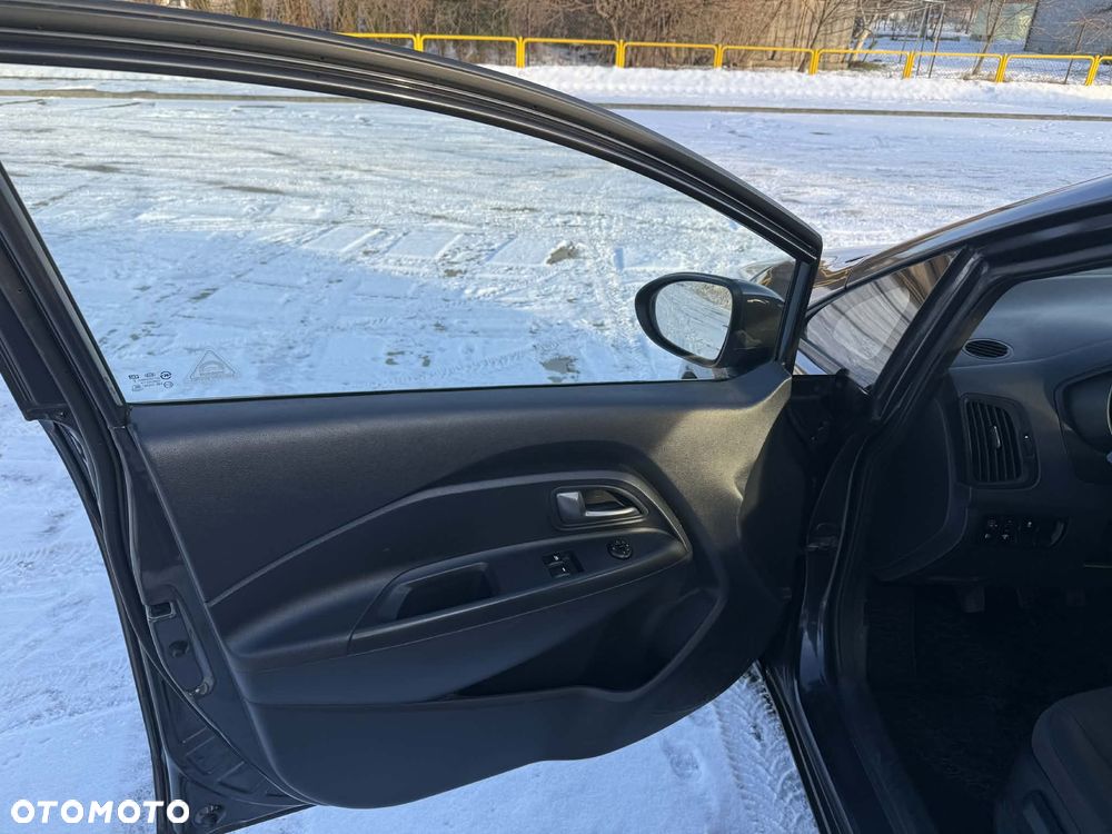 Kia Rio 1.2 M - 12