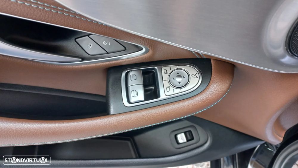 Mercedes-Benz C 220 d Coupe 9G-TRONIC AMG Line - 20