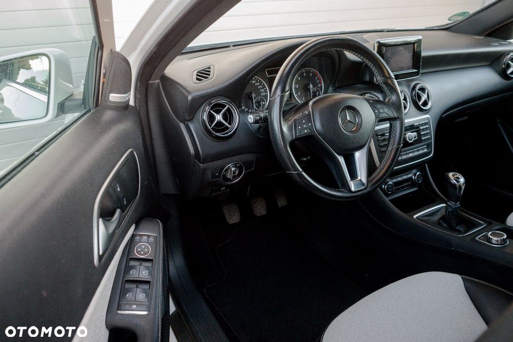 Mercedes-Benz Klasa A 180 - 11