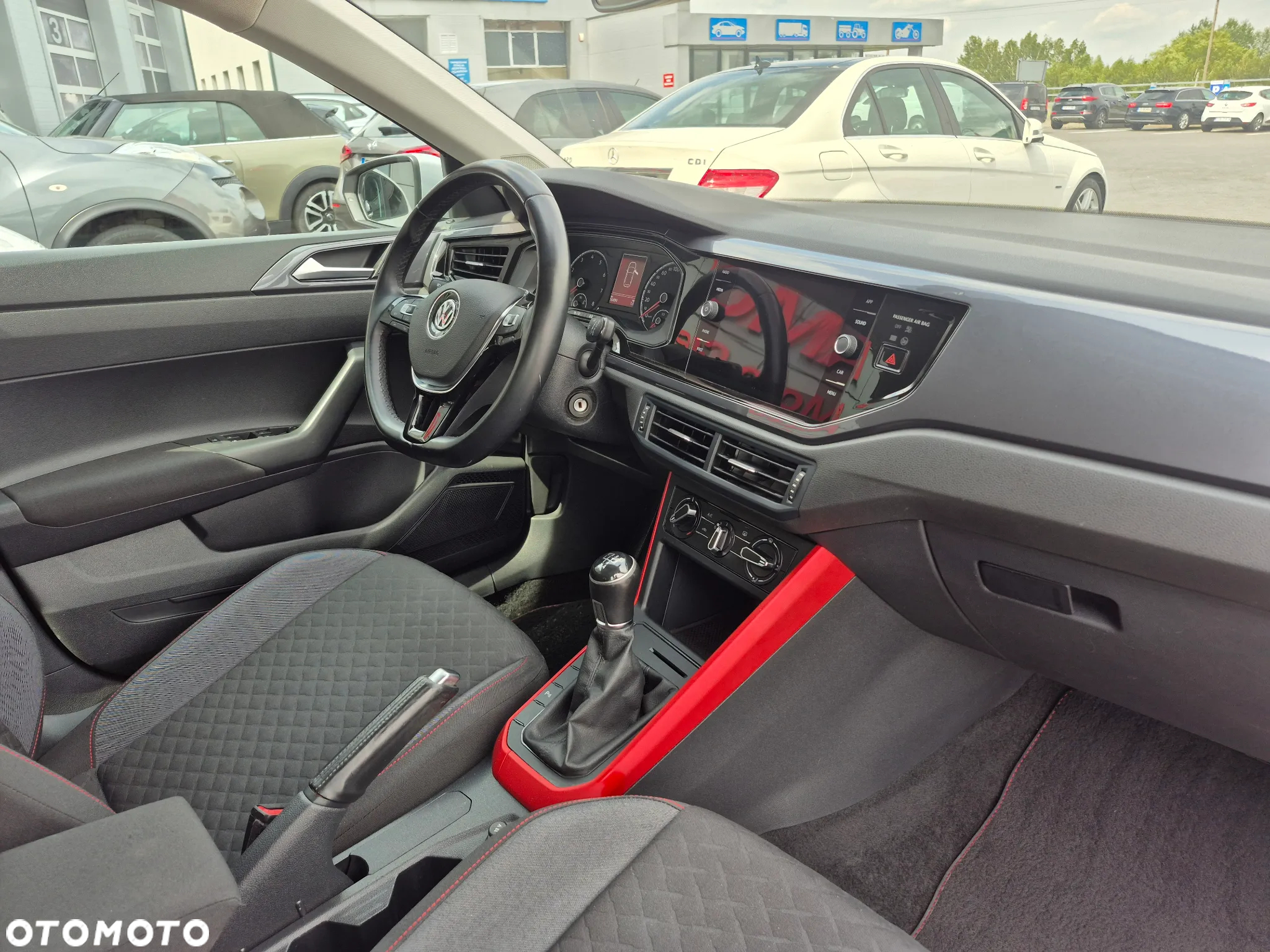 Volkswagen Polo 1.0 TSI Trendline - 11