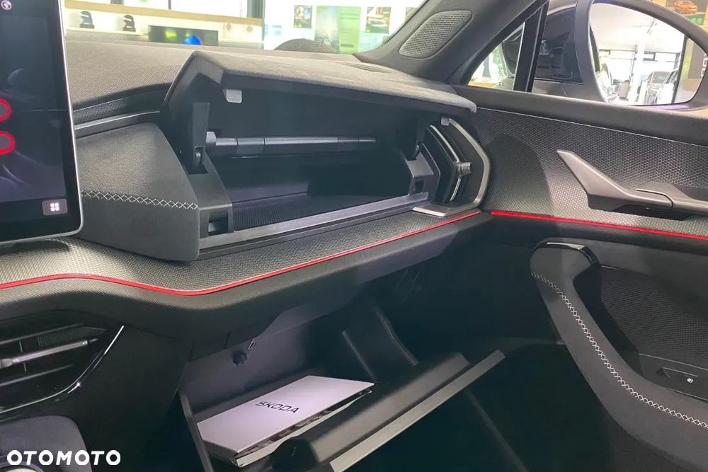 Skoda Kodiaq 1.5 TSI iV PHEV 4x2 Sportline DSG - 17
