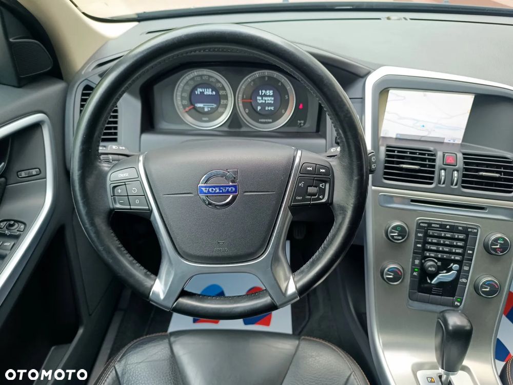Volvo XC 60 D4 Geartronic Momentum - 30