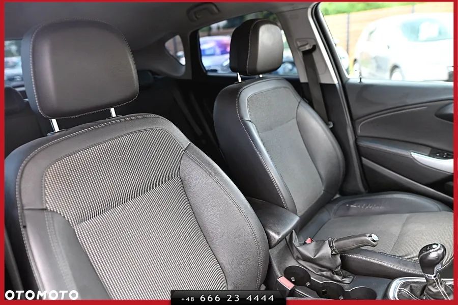 Opel Astra - 16