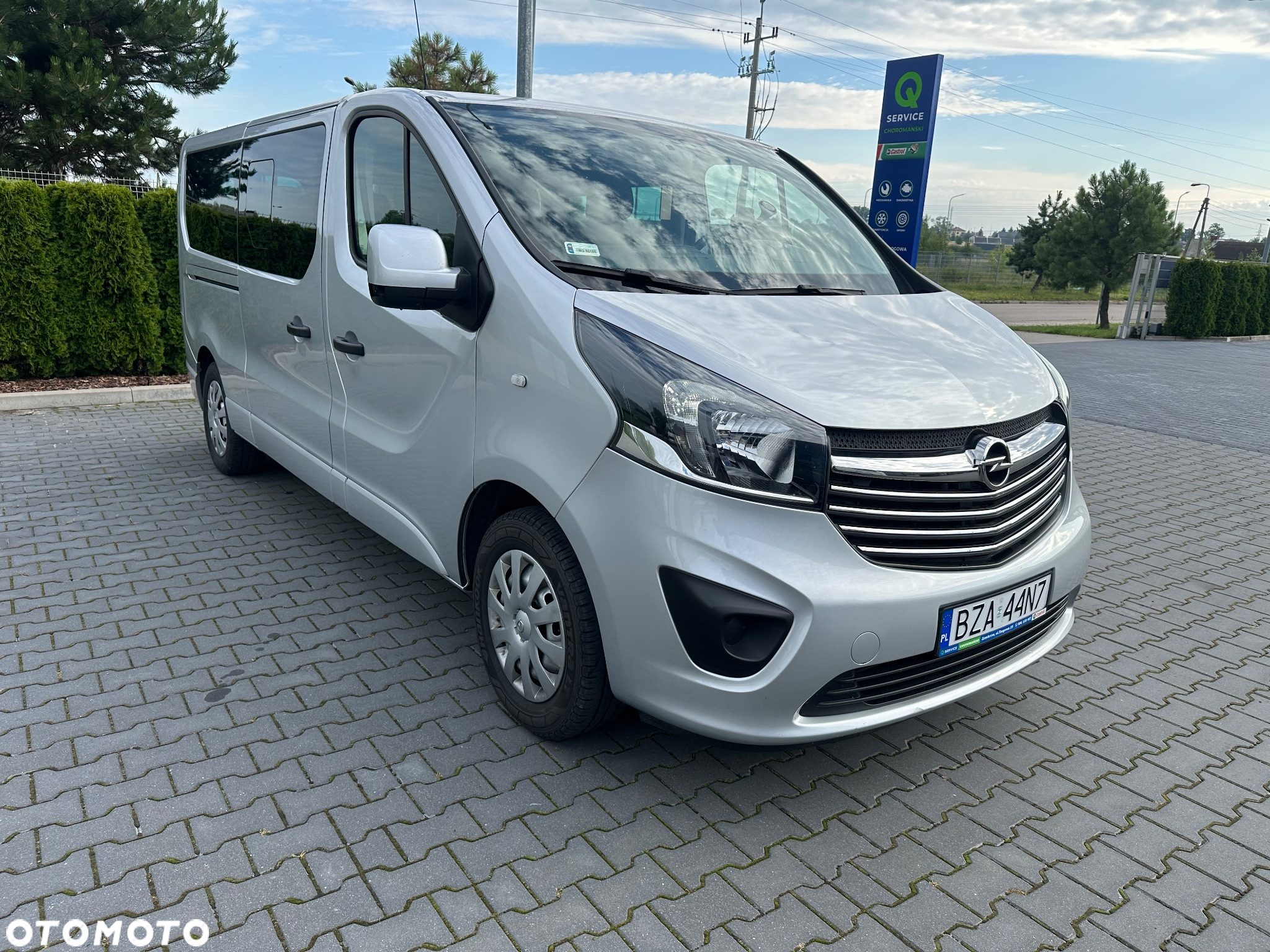 Opel Vivaro L2H1 2,9t Edition - 2