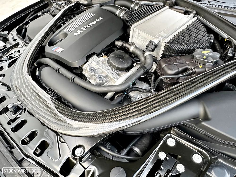 BMW M4 Auto - 38