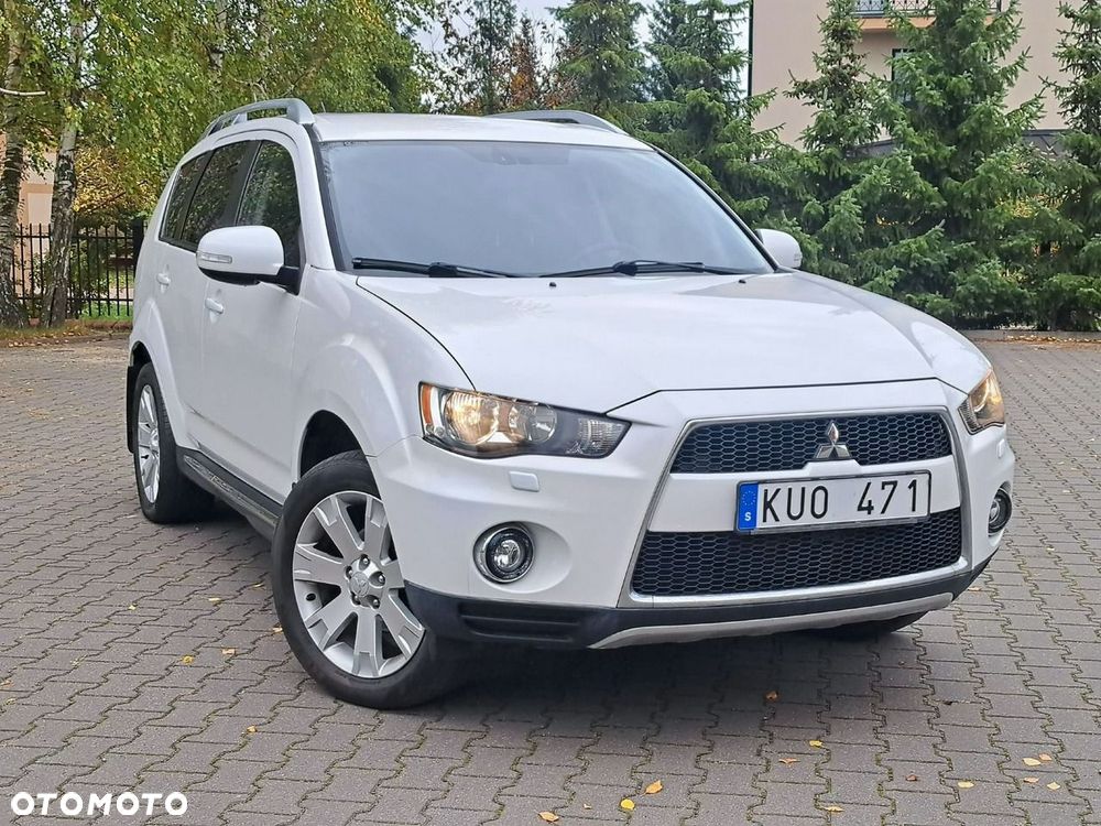 Mitsubishi Outlander 2011