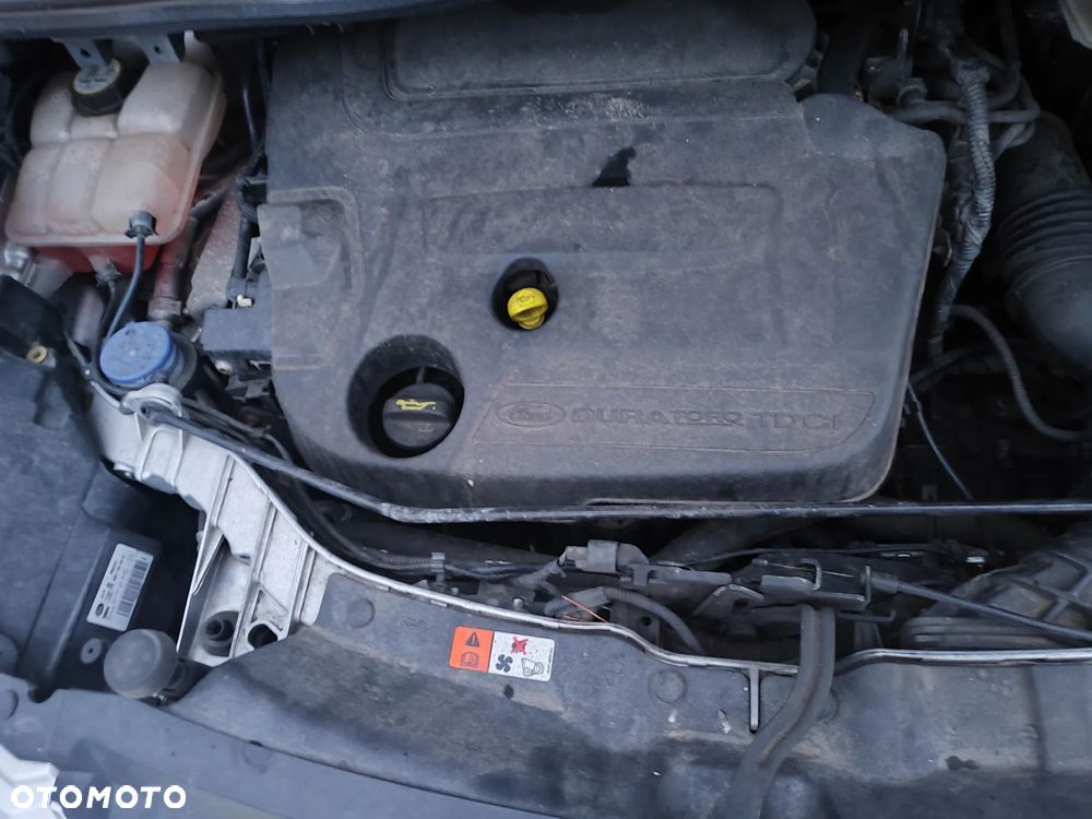 Ford C-MAX 2.0 TDCi Titanium - 16