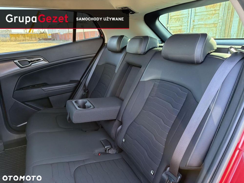 Kia Sportage 1.6 T-GDI MHEV Business Line 2WD DCT - 16