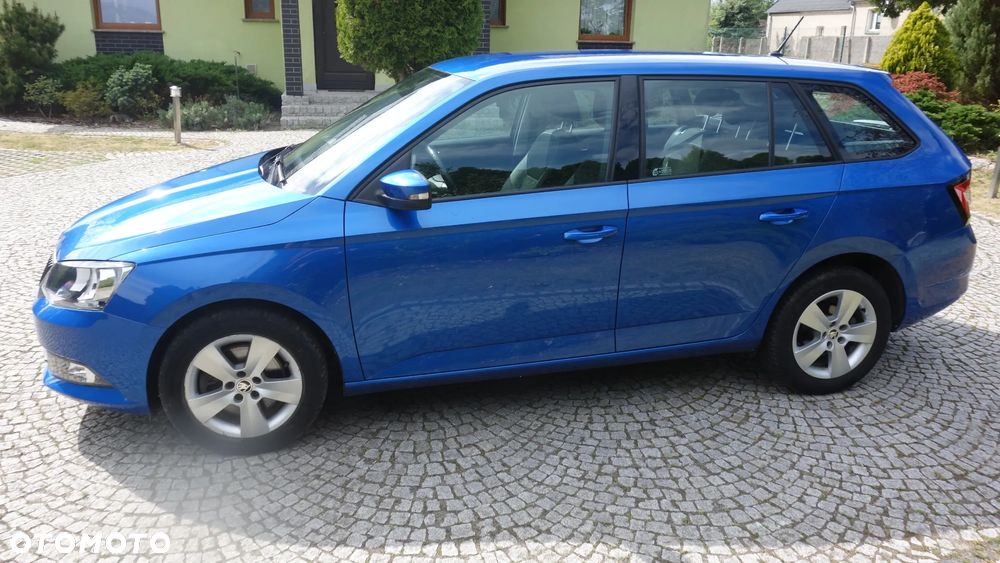 Skoda Fabia 1.0 TSI Ambition DSG - 10
