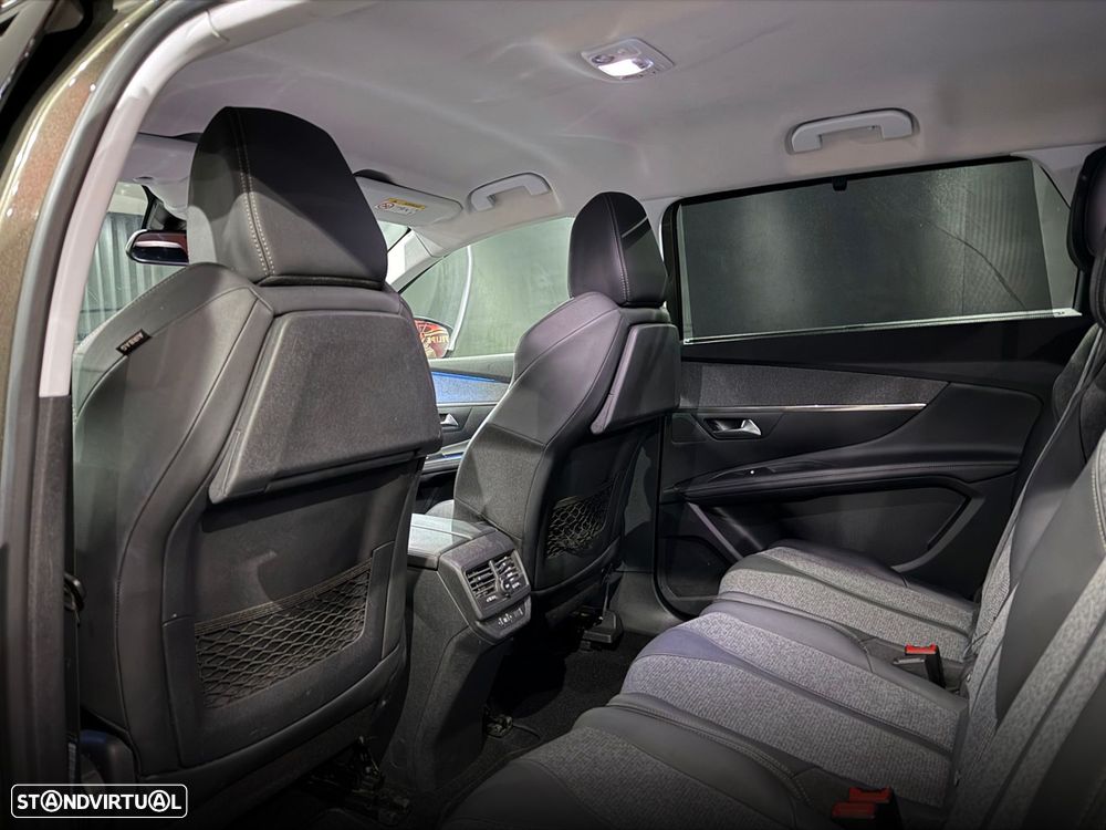 Peugeot 5008 1.5 BlueHDi Allure Pack EAT8 - 31