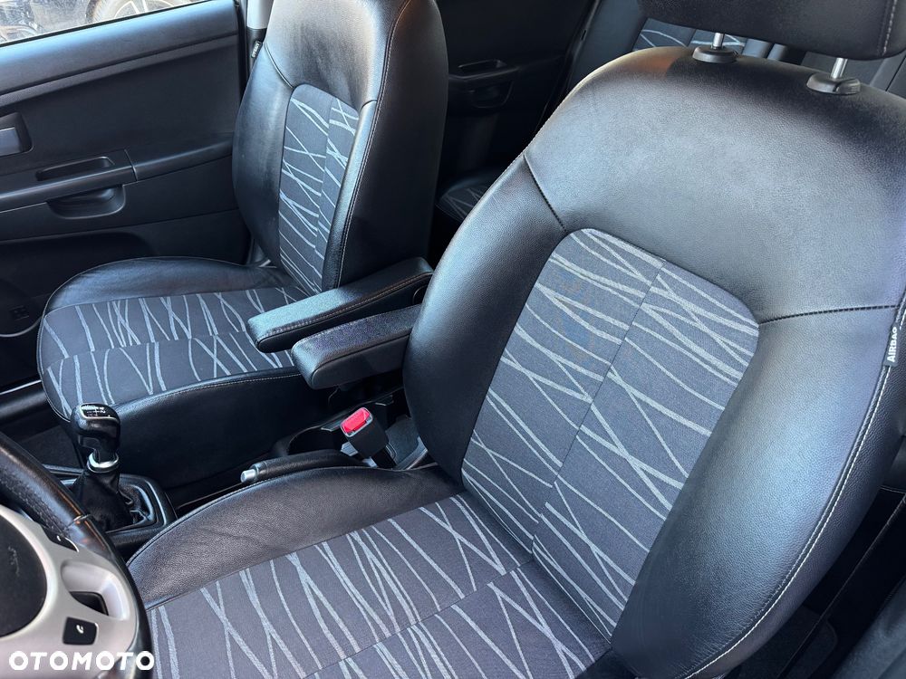 Kia Venga 1.4 XL - 9