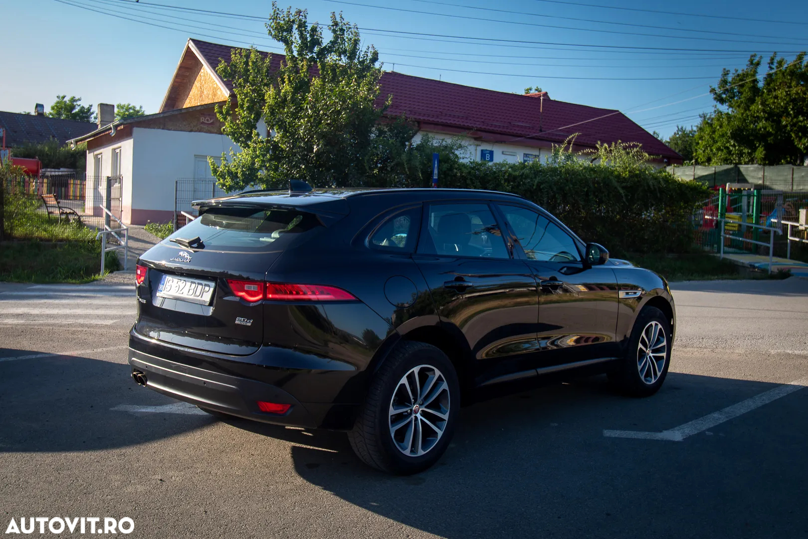 Jaguar F-Pace 20d AWD Aut. R-Sport - 13
