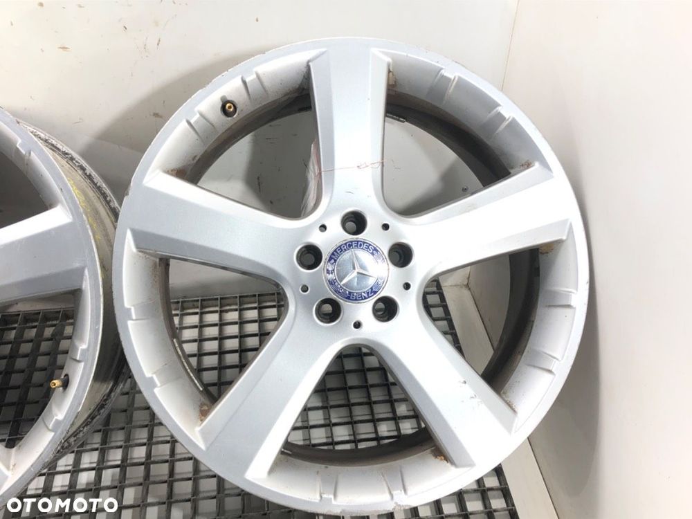 FELGI ALUMINIOWE KOMPLET 20 8.5J 5X112 ET56 ŚRODEK CENTR. 66.6  MERCEDES-BENZ KLASA M (W164) 2005 - - 2