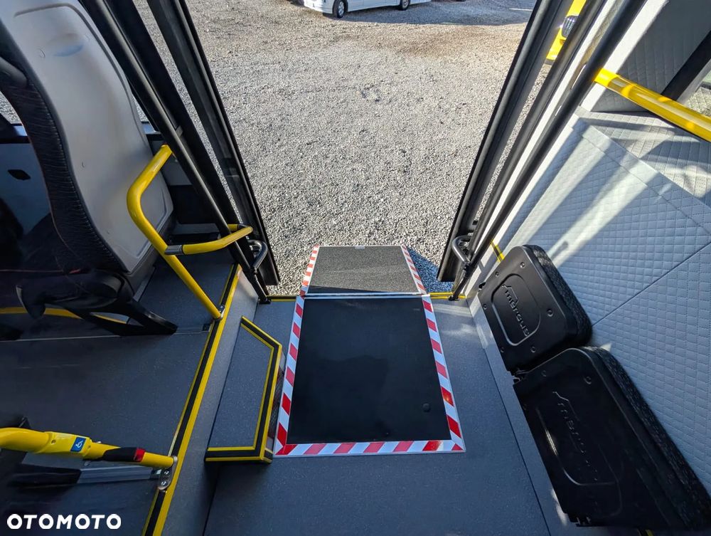 Mercedes-Benz Sprinter CITY - 9