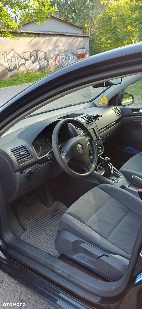 Volkswagen Golf - 15