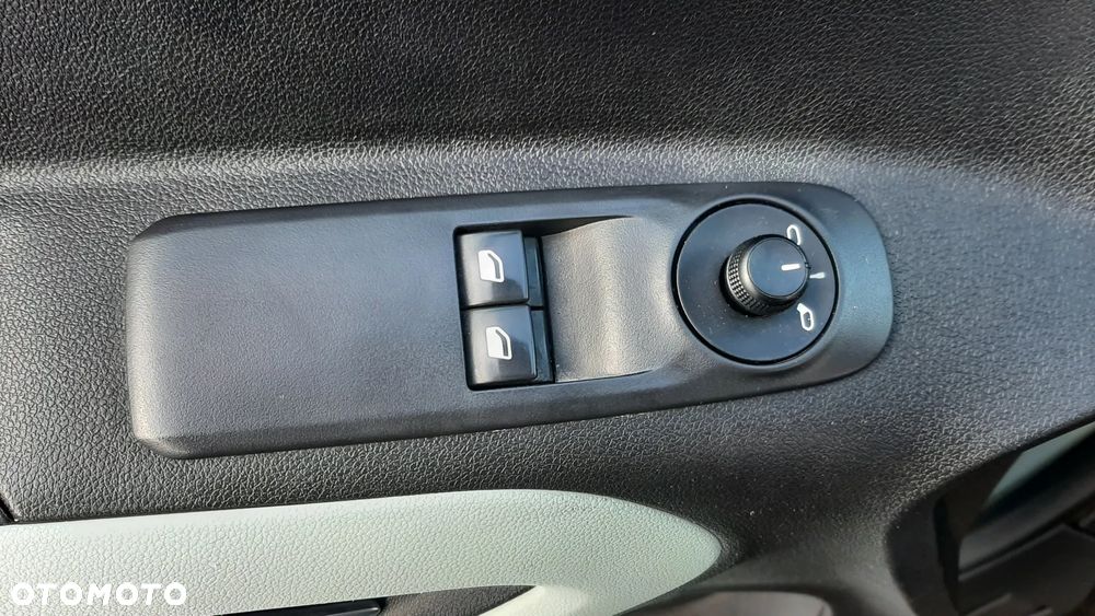 Citroën Berlingo MPV XL Benzin 110 PLUS - 18