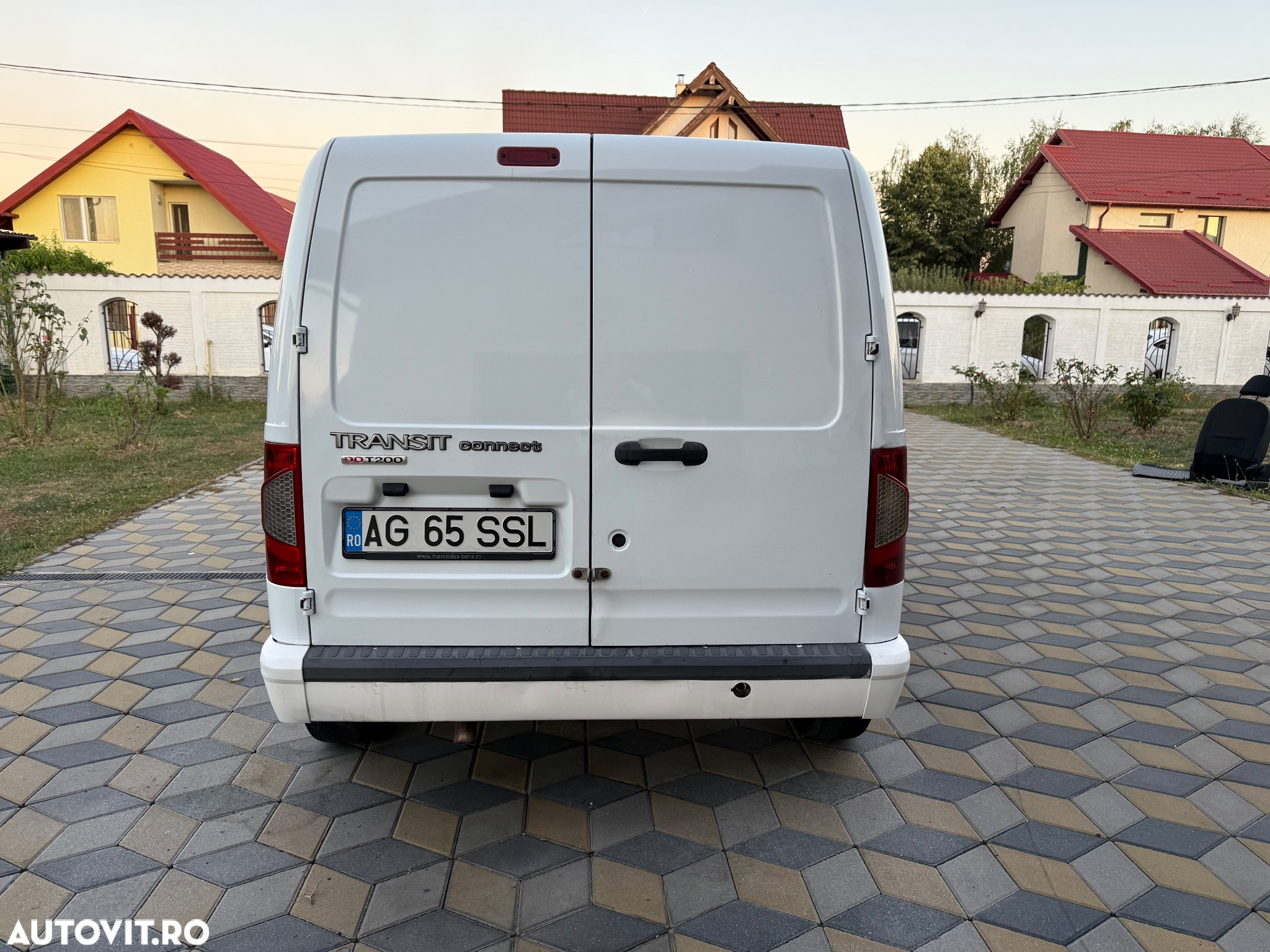 Ford Transit Connect - 18