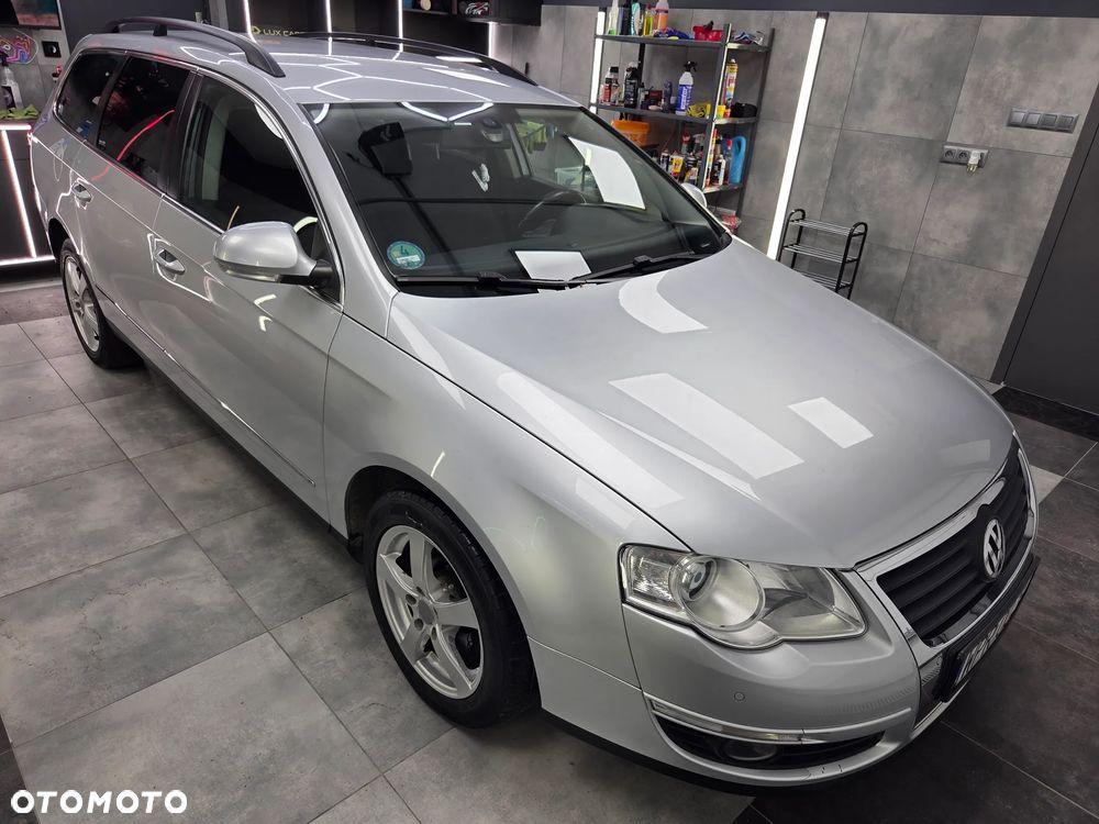 Volkswagen Passat Variant 2.0 TDI BlueMotion Technology DPF Comfortline - 24