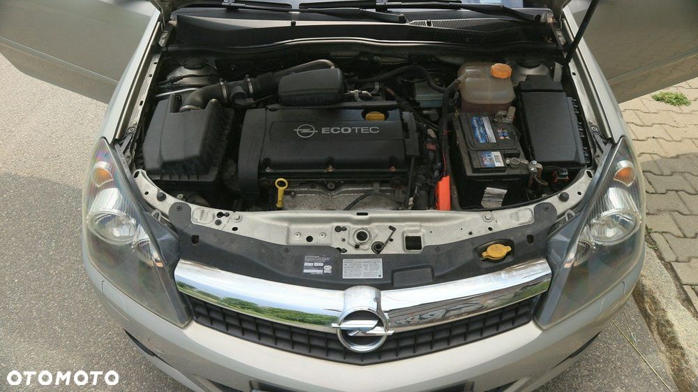 Opel Astra GTC 1.6 Edition - 38