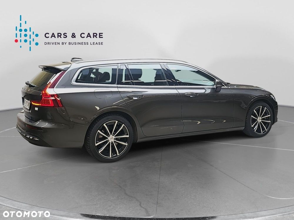 Volvo V60 T6 AWD Plug-In Hybrid Core - 21