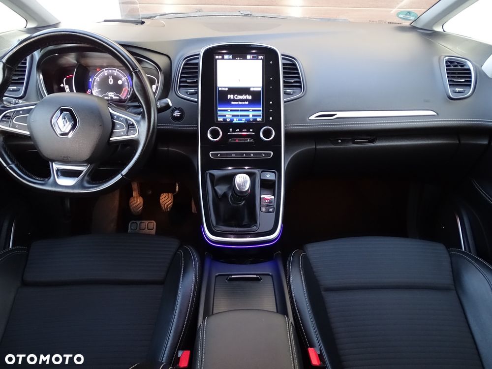 Renault Grand Scenic Energy TCe 130 S&S Bose Edition - 27
