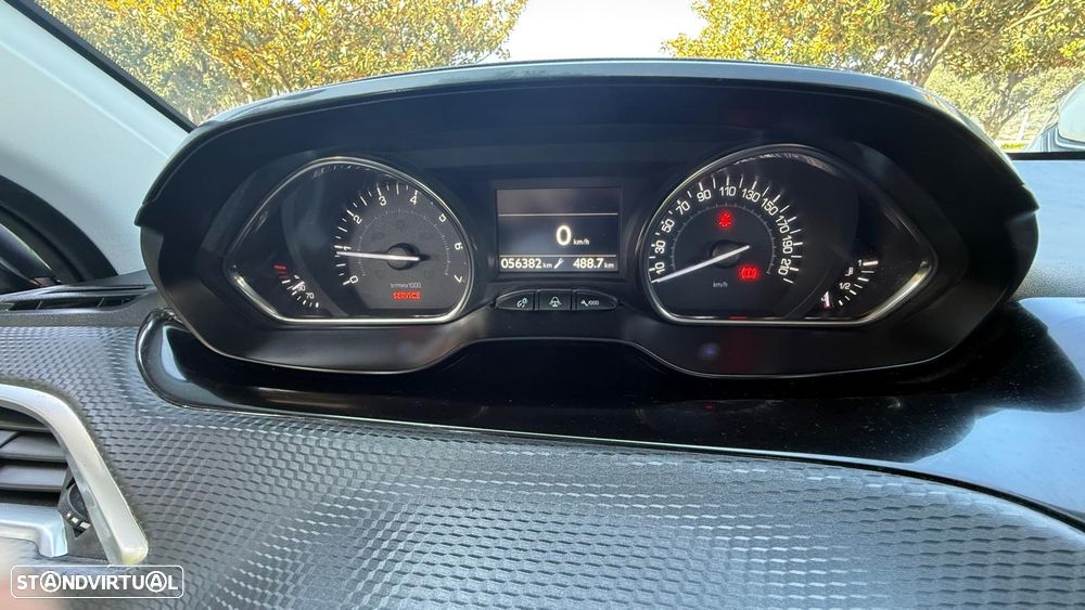 Peugeot 2008 PureTech 110 Stop&Start Allure - 10