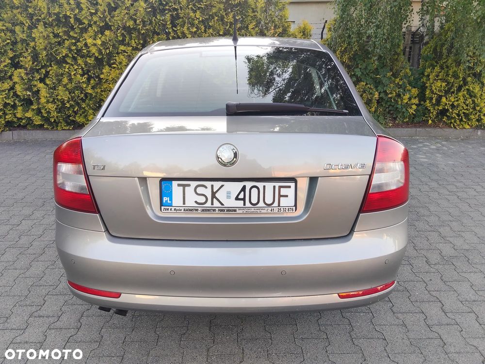 Skoda Octavia 1.4 TSI Ambiente - 11