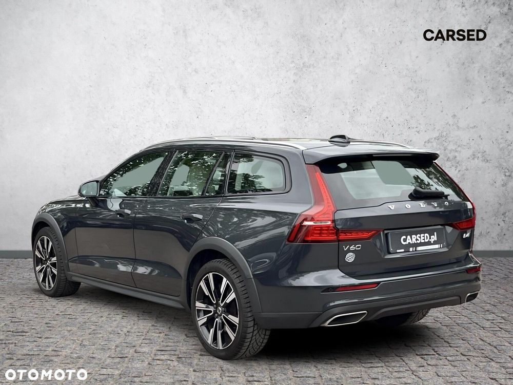 Volvo V60 D4 SCR AWD - 4