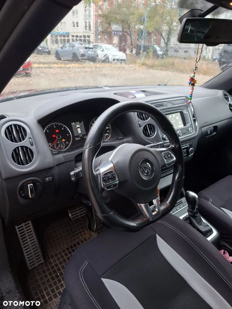 Volkswagen Tiguan 2.0 TDI 4Mot R-Style DSG - 6