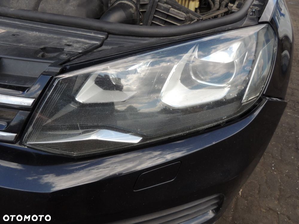 Lampa przód lewa VW Touareg II 7P '11 LED - 1