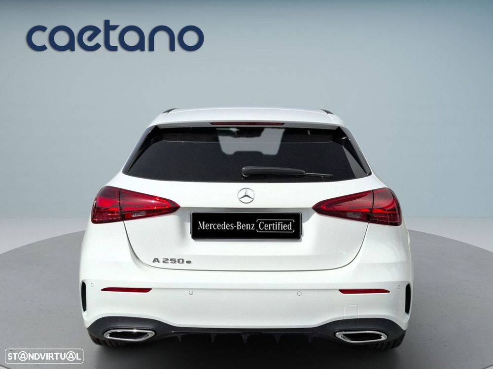 Mercedes-Benz A 250 e - 7