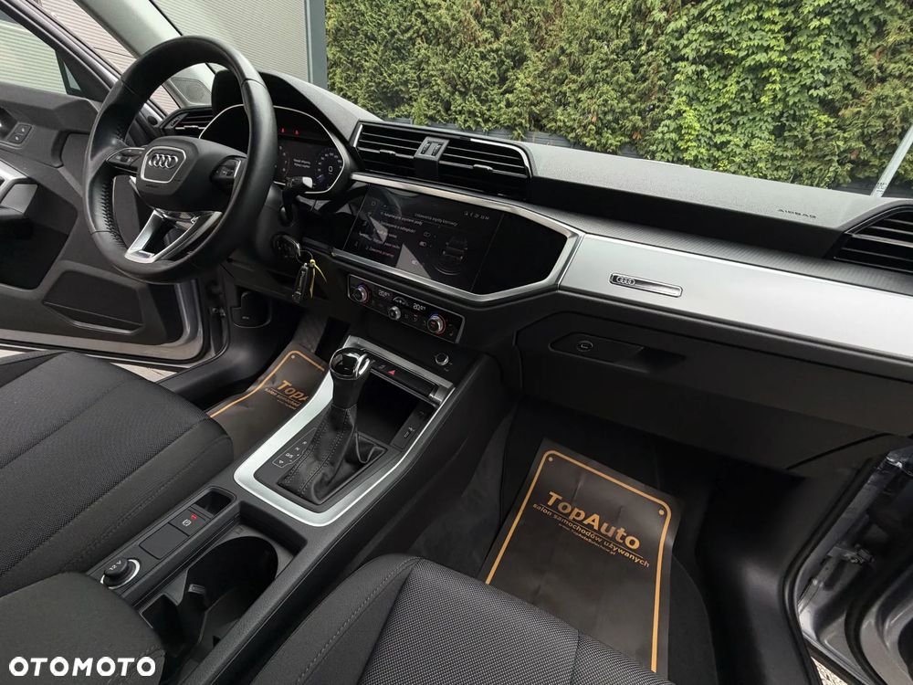 Audi Q3 35 TFSI S tronic - 16