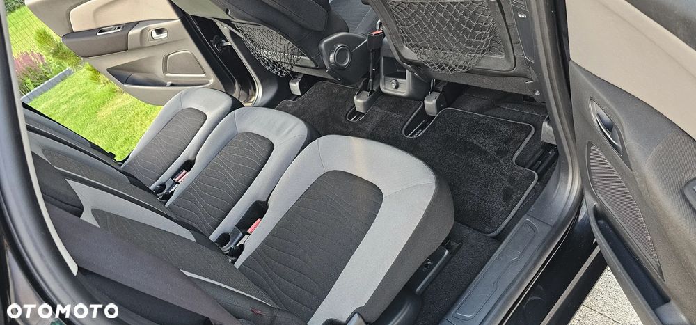 Citroën C4 Picasso e-HDi 115 Seduction - 13