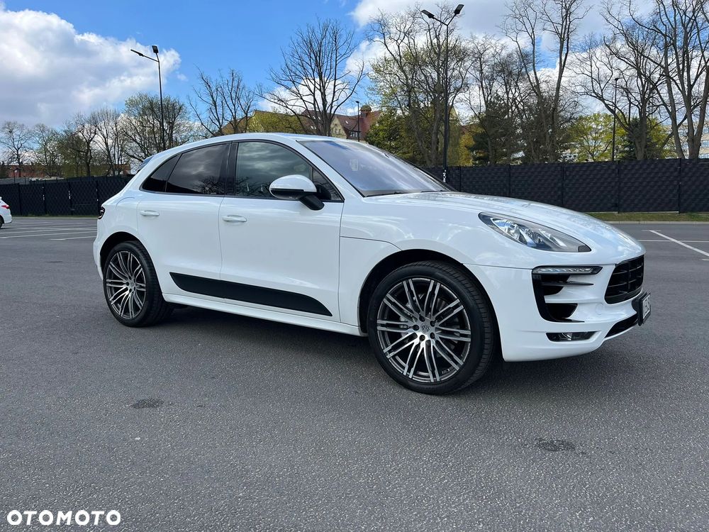 Porsche Macan - 2