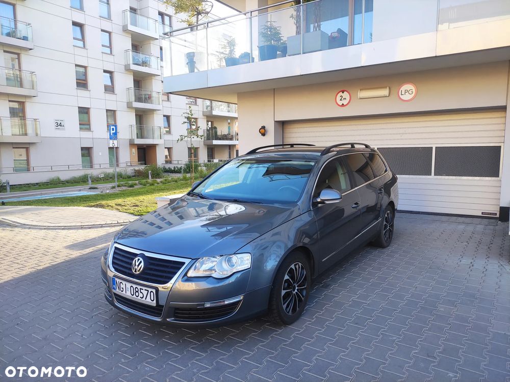 Volkswagen Passat 2.0 TDI Comfortline - 31