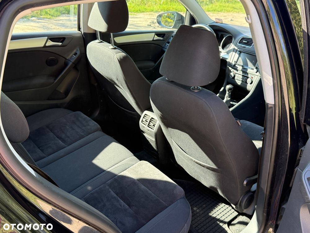 Volkswagen Golf VI 1.6 TDI Highline - 12