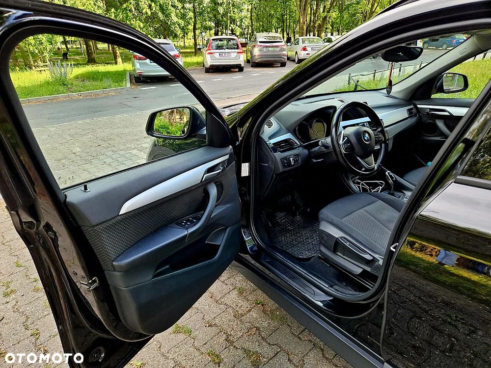 BMW X1 sDrive18i Advantage - 18
