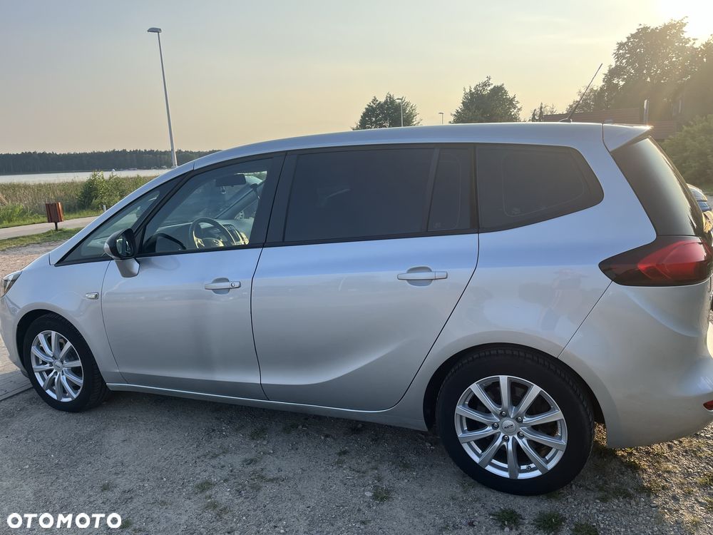 Opel Zafira - 3