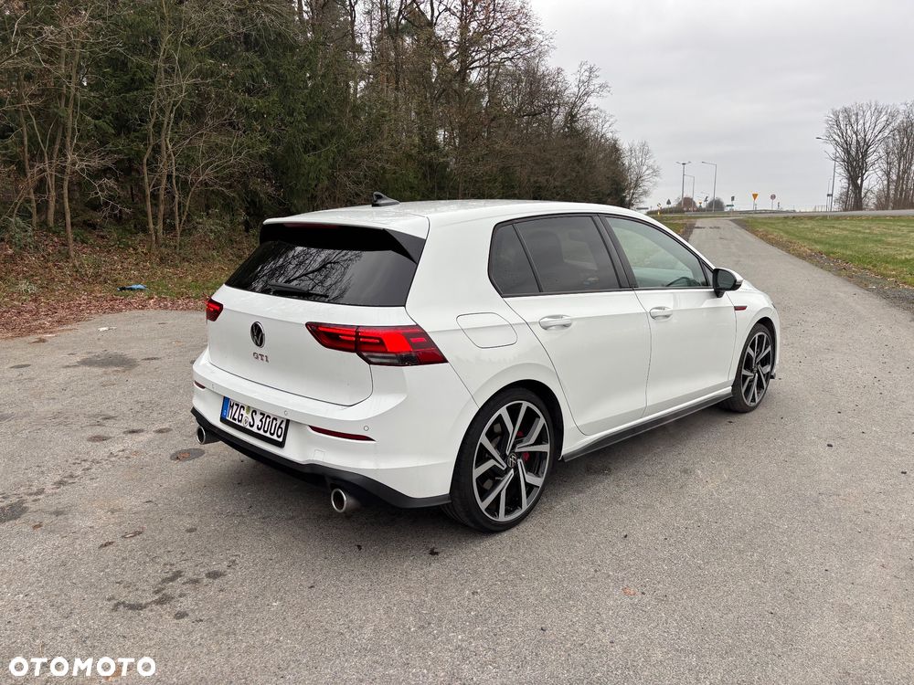 Volkswagen Golf GTI 2.0 TSI OPF DSG Performance - 4