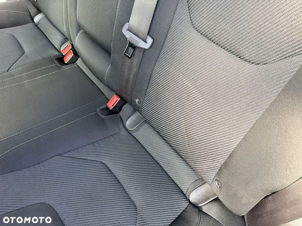Ford Mondeo - 20