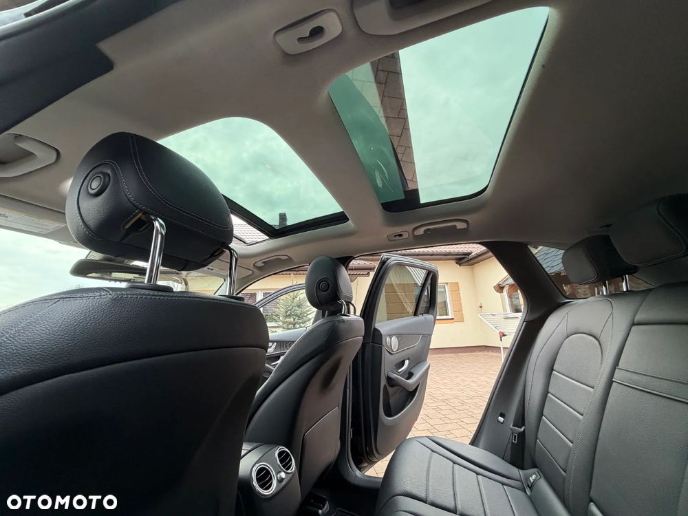 Mercedes-Benz GLC - 34