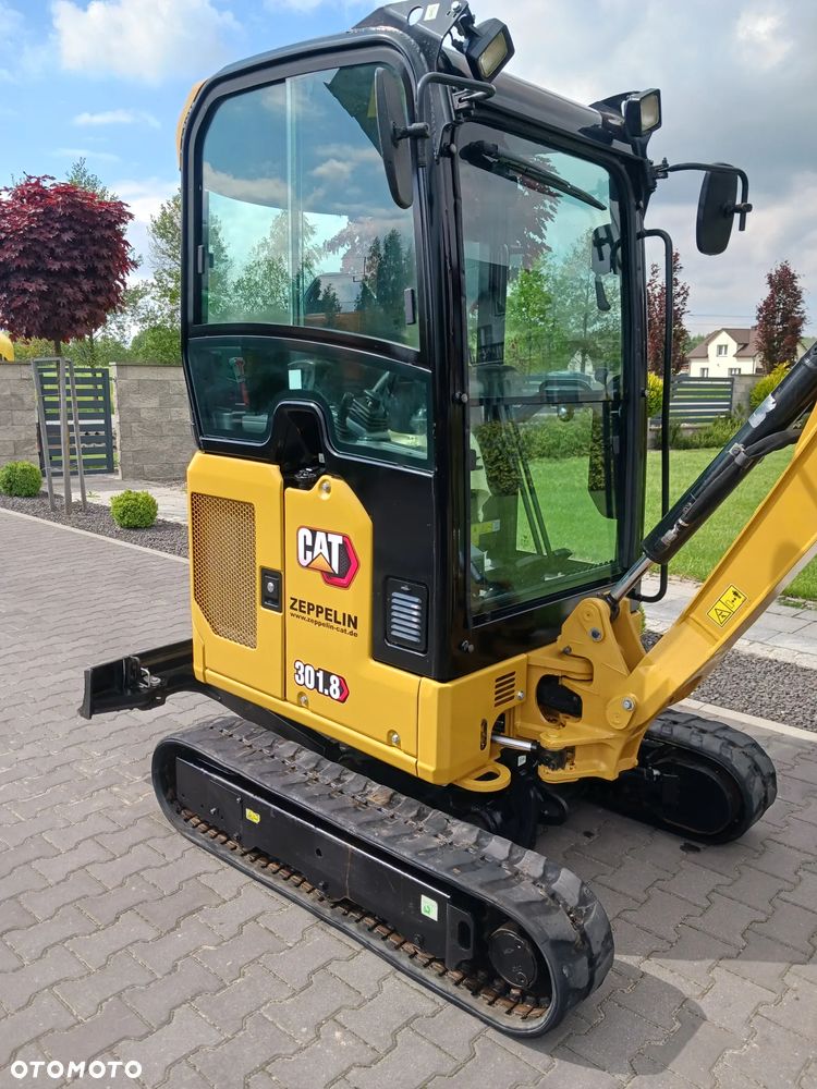 Caterpillar 301.8 - 9