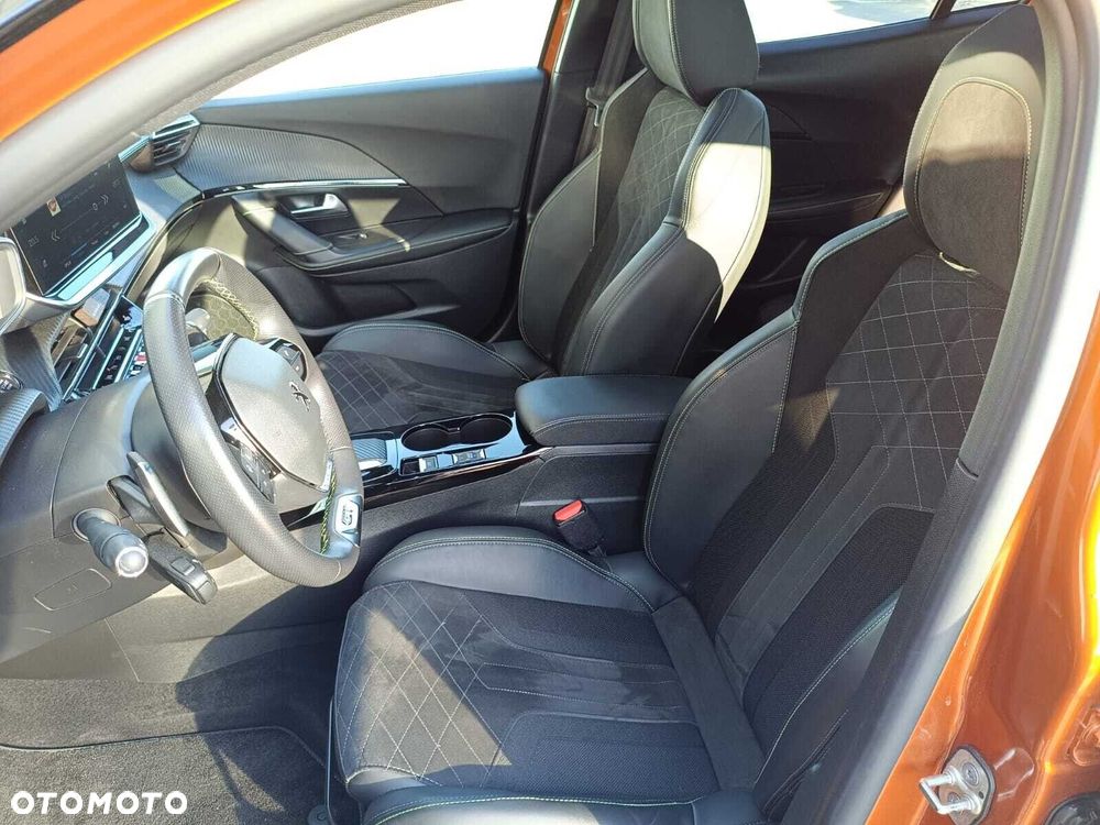 Peugeot 2008 1.2 PureTech GT Pack S&S EAT8 - 12