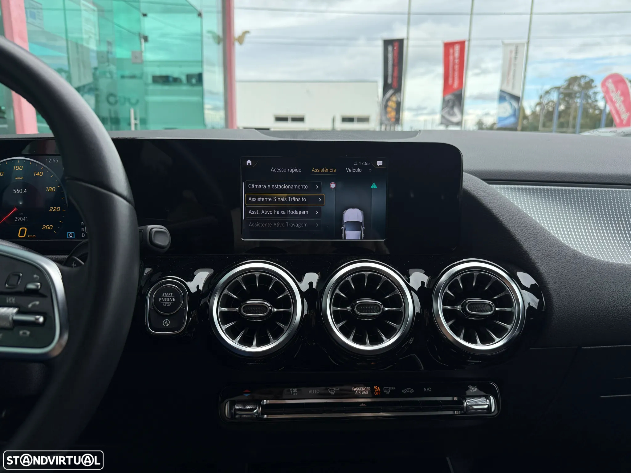 Mercedes-Benz GLA 180 7G-DCT Progressive - 22