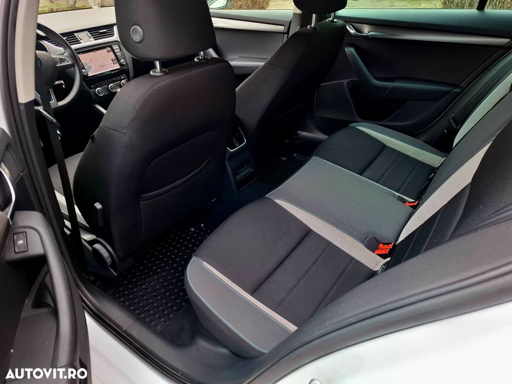 Skoda Octavia 1.4 TSI DSG Style - 9