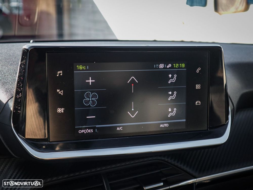 Peugeot e-208 50 kWh Allure Pack - 32