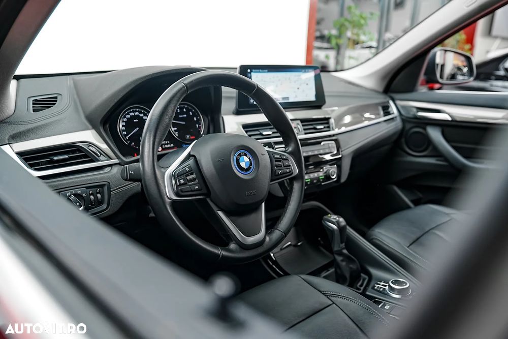 BMW X1 xDrive25e xLine - 16