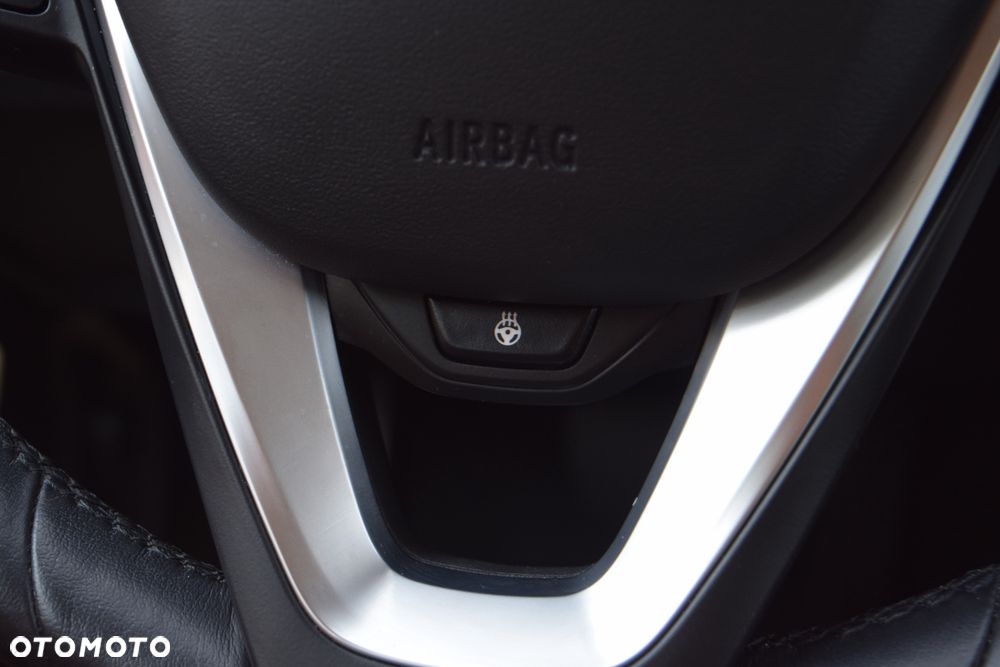 BMW Seria 3 320d xDrive Luxury Line sport - 26