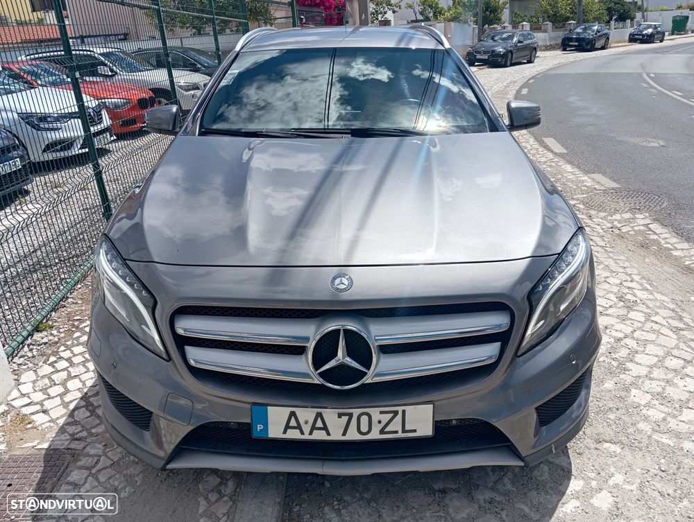 Mercedes-Benz GLA 250 4Matic 7G-DCT AMG Line - 2