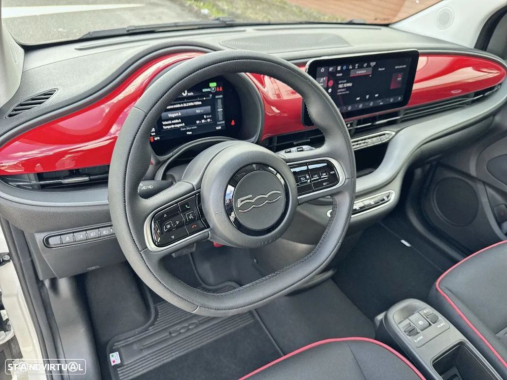 Fiat 500e (RED) - 24